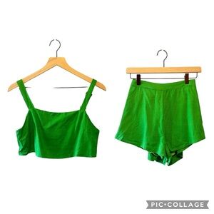 ShowPo two piece set green‎ sz 4 tank shorts